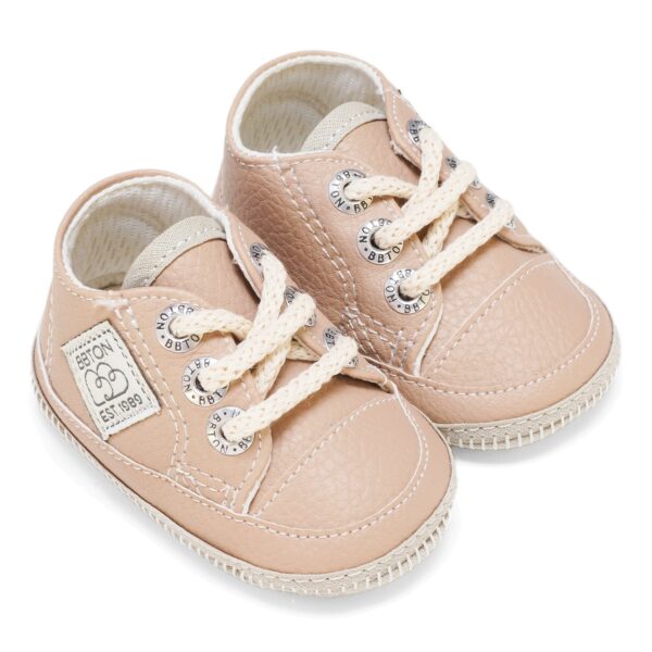 Zapatillita alta para bebés no caminantes confeccionada en PU - Image 2