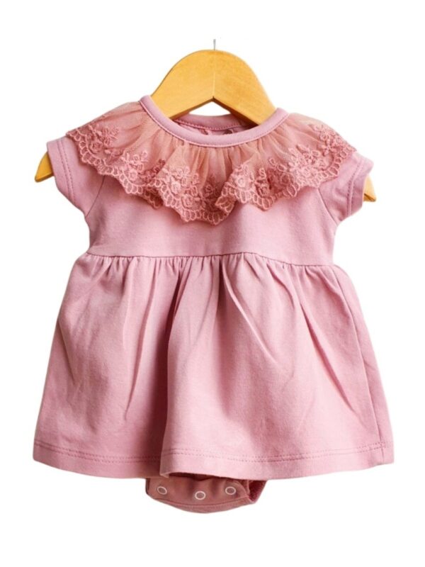 Vestido con Cuellito y Body Interno